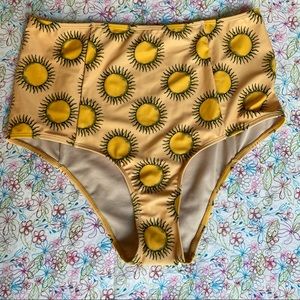NWOT Kortni Jeane Cut High Swim Bottoms